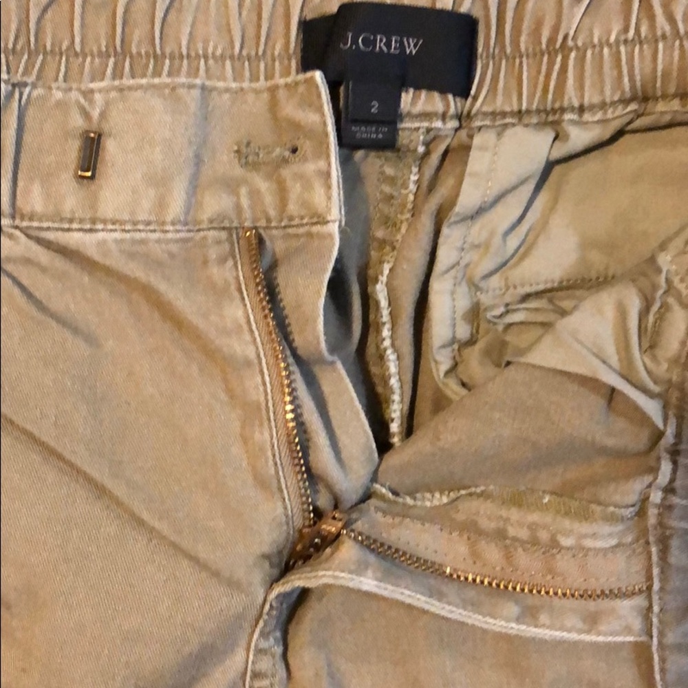 Shorts - Picture 2 of 3
